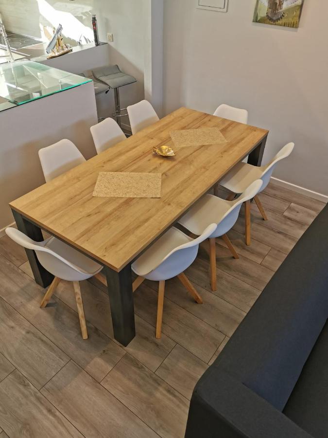 Vakantiehuis H&A 4 Sterren إبير المظهر الخارجي الصورة