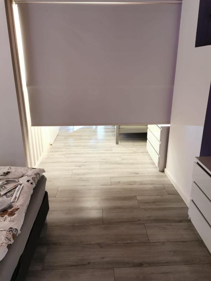 Vakantiehuis H&A 4 Sterren إبير المظهر الخارجي الصورة