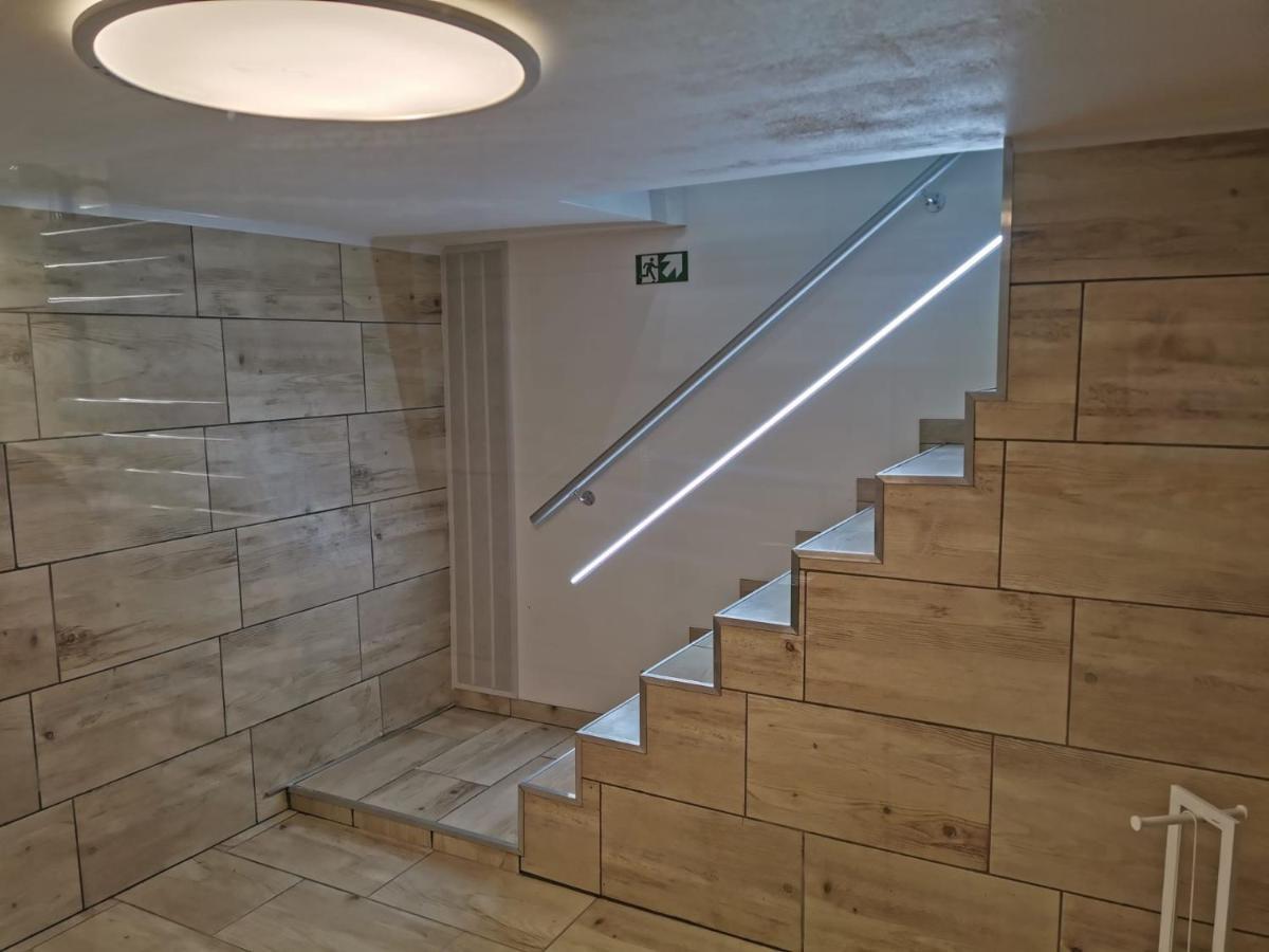 Vakantiehuis H&A 4 Sterren إبير المظهر الخارجي الصورة